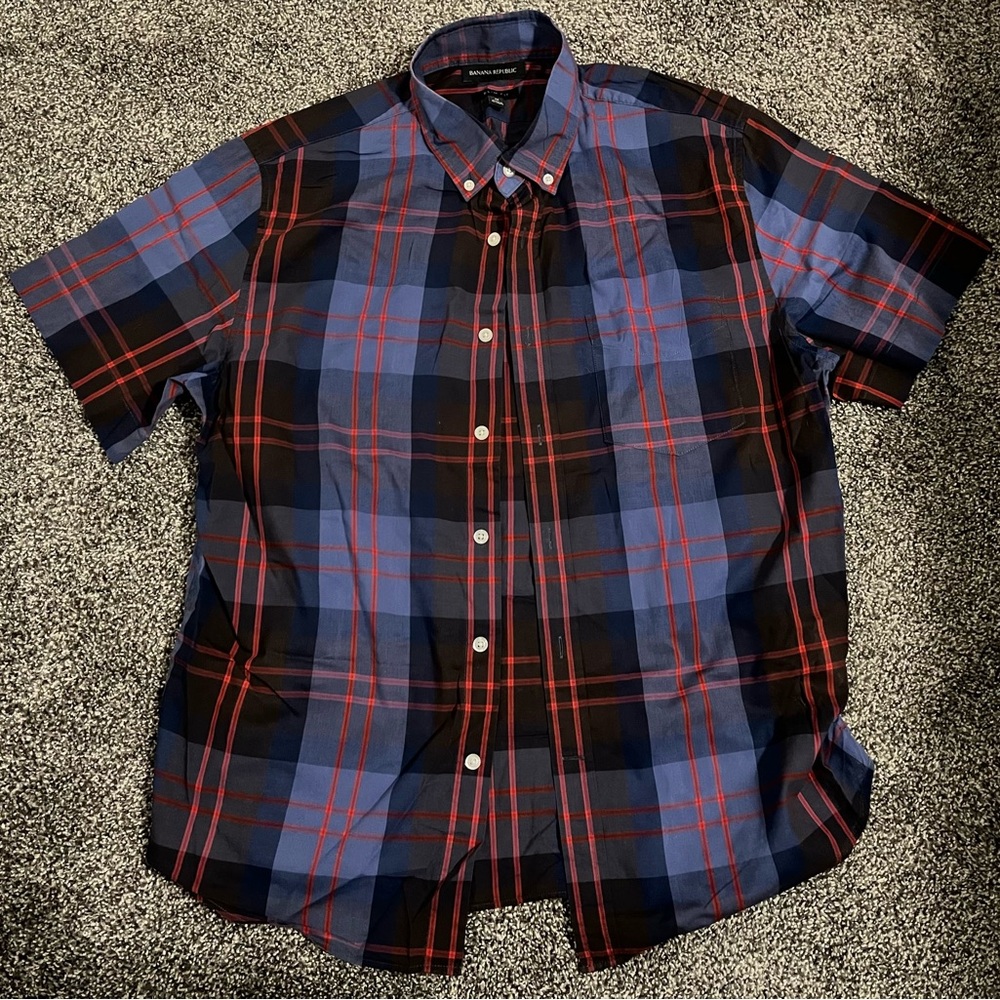 Banana Republic - Men's Purple Plaid Button Down Shirt - Size Medium